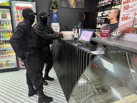 Задержаны дистрофичная грабительница и юрист-клептоман Задержаны дистрофичная грабительница и юрист-клептоман