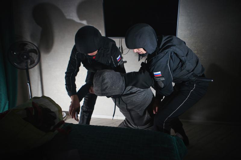 Задержаны за поврежденное и уничтоженное имущество картинка